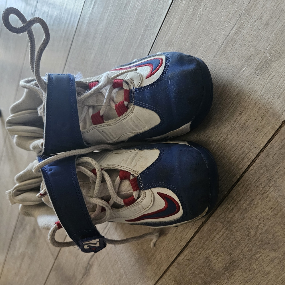 Nike Blue and White Retro Sneakers